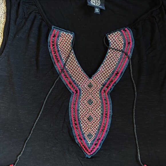 Bobeau Black Sleeveless Tank Top Tunic with Embroidered Design & Tassels Size L - Picture 5 of 11